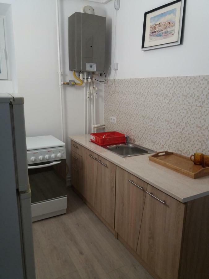בראשוב Charming Downtown Studio מראה חיצוני תמונה
